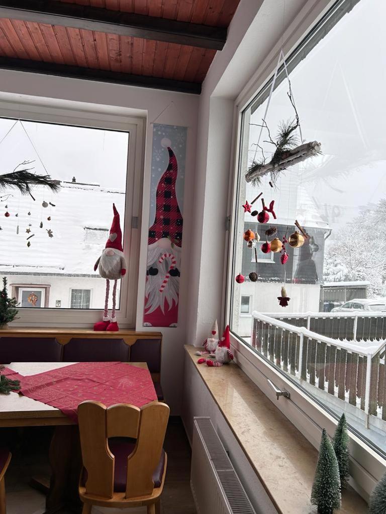 Ferienhaus Astenblick - Ideal Fuer Weihnachtsfeiern Und Familienfeiern Bietet Schlafplaetze Fuer Bis Zu 35 Personen Villa Winterberg Eksteriør billede