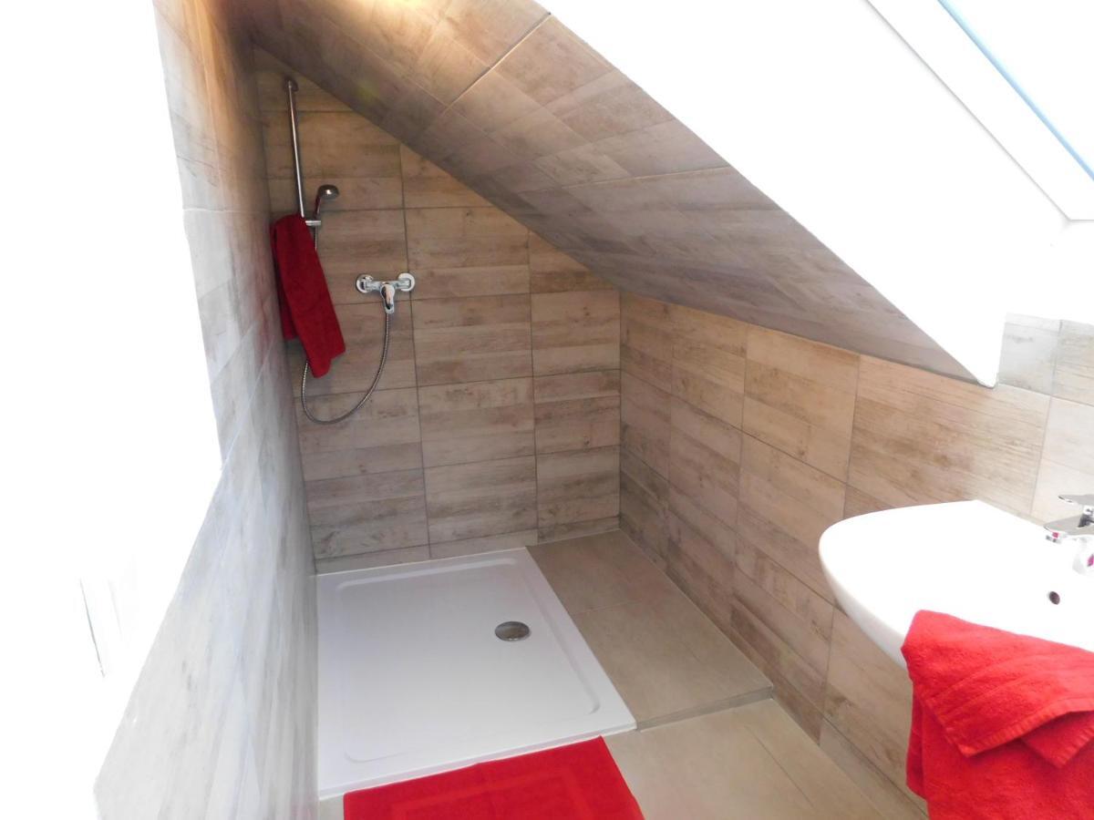 Ferienhaus Astenblick - Ideal Fuer Weihnachtsfeiern Und Familienfeiern Bietet Schlafplaetze Fuer Bis Zu 35 Personen Villa Winterberg Eksteriør billede